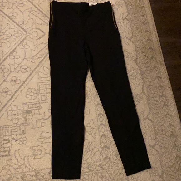 INC International Concepts Pants - NWT INC Size 12 Skinny Leg Pants